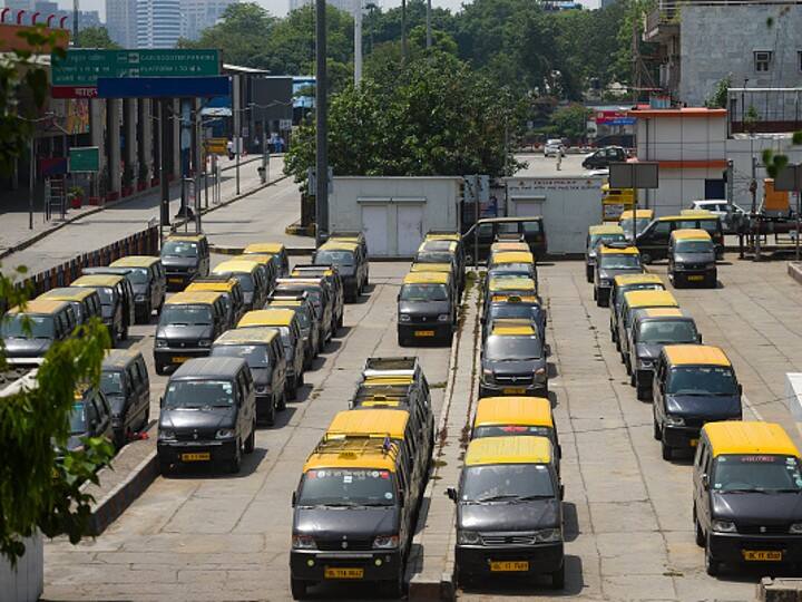 Delhi government extends permit validity of taxis running CNG and other clean fuels 15 years ਟੈਕਸੀ ਡਰਾਈਵਰਾਂ ਲਈ ਖ਼ੁਸ਼ਖ਼ਬਰੀ, ਦਿੱਲੀ ਸਰਕਾਰ ਨੇ CNG ਅਤੇ ਹੋਰ ਸਾਫ਼ ਈਂਧਨ 'ਤੇ ਚੱਲਣ ਵਾਲੀਆਂ ਟੈਕਸੀਆਂ ਦੀ ਵੈਧਤਾ ਵਧਾਈ 15 ਸਾਲ