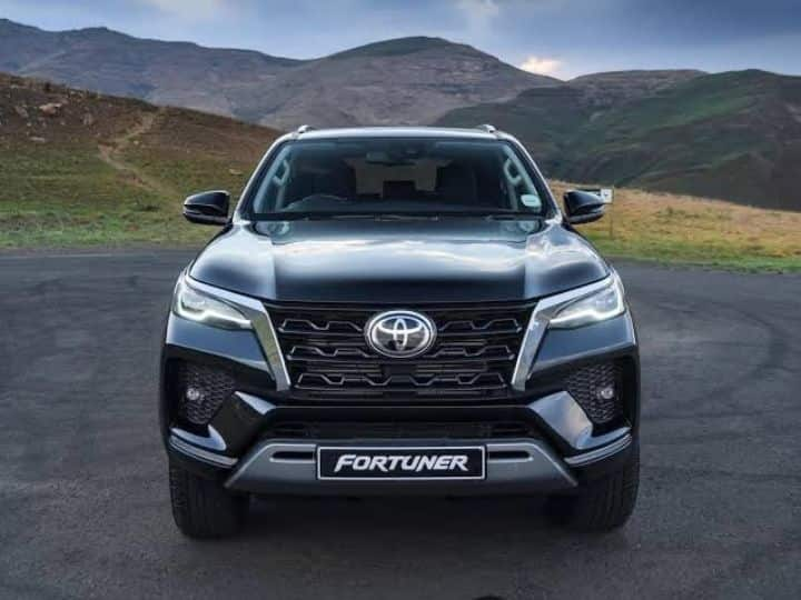 new Toyota Fortuner 2023 will launch next year, find out the full details Toyota Fortuner 2023: नवीन फॉर्च्युनर पुढील वर्षी होणार लॉन्च, जाणून घ्या संपूर्ण माहिती