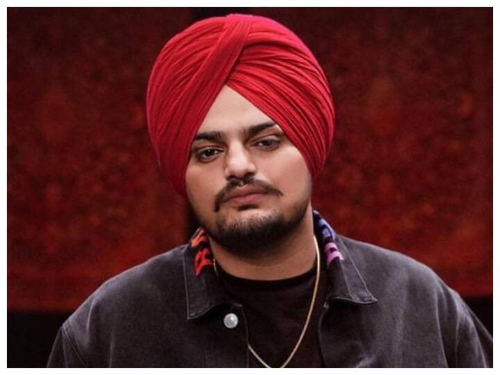 punjabi singer sidhu moose wala be married next month amandeep kaur Sidhu Moose Wala : सिद्धू मूसेवाला पुढच्या महिन्यात बांधणार होते लग्नगाठ; साखरपुडाही झाला होता