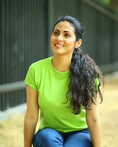 Actress Sadha : உன்னாலே உன்னாலே.. உள்ளம் கொள்ளை போனது எதனாலே... நடிகை சதா க்யூட் க்ளிக்ஸ்!