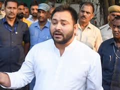 Bihar Politics: आरजेडी में अब हर फैसला लेंगे तेजस्वी यादव, विधानमंडल दल की बैठक में लालू यादव के सामने मिला 'अधिकार'