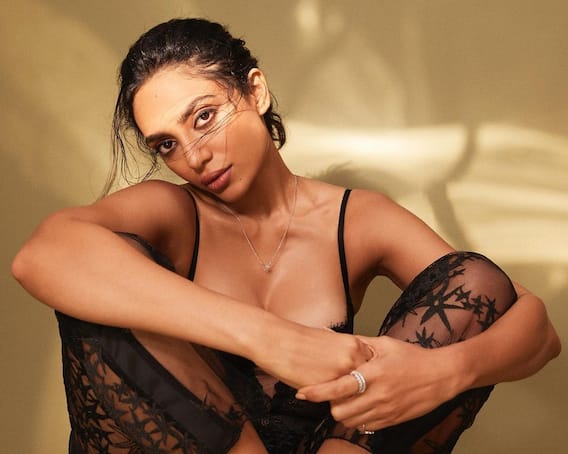 Sobhita Dhulipala Birthday: मल्टी टैलेंटेड हैं सोभिता धुलिपाला, एक्टिंग और मॉडलिंग के अलावा इस चीज का भी है हुनर