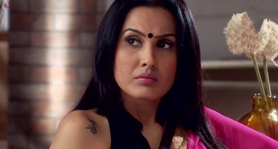 Kamya Punjabi ਤੋਂ ਹੋਈ ਵੱਡੀ ਗਲਤੀ, ਗੋਲਗੱਪੇ ਖਾਂਦੇ-ਖਾਂਦੇ ਰੇਹੜੀ 'ਤੇ ਭੁੱਲ ਆਏ 1 ਲੱਖ ਰੁਪਏ Kamya Punjabi ਤੋਂ ਹੋਈ ਵੱਡੀ ਗਲਤੀ, ਗੋਲਗੱਪੇ ਖਾਂਦੇ-ਖਾਂਦੇ ਰੇਹੜੀ 'ਤੇ ਭੁੱਲ ਆਏ 1 ਲੱਖ ਰੁਪਏ