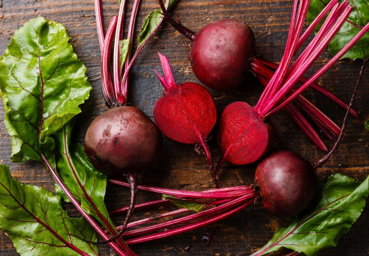 Beetroot increases brain activity and how can we have beetroot in our diet மூளையின் செயல்பாட்டை அதிகரிக்கும் பீட்ரூட்! எப்படியெல்லாம் சாப்பிடலாம்? ஒரு பட்டியல்!