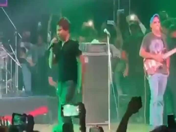 KK Passes After Live Concert In Kolkata — A Peek Into His Last Performance KK Dies After Live Concert In Kolkata — A Peek Into His Last Performance