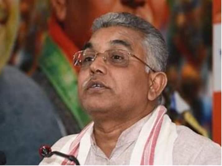 West Bengal BJP warning for Dilip Ghosh over behavior TMC says BJP save its sand palace West Bengal BJP: दिलीप घोष को पार्टी आलाकमान ने लगाई फटकार, टीएमसी ने कहा - अपने रेत के महल को बचाए BJP