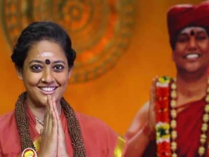 Actress Ranjita Interview, About Nithyananda and her husband ‛என் கணவர் எதையும் கண்டுக்க மாட்டார்...’ நித்தி சிஷ்யை நடிகை ரஞ்சிதாவின் வைரல் பேட்டி!