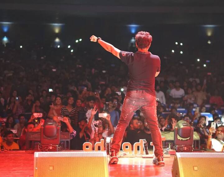 केके के निधन से पूरी इंडस्ट्री में मातम छा गया है.  हर कोई केके को याद कर उन्हें श्रद्धाजंलि दे रहा है.