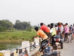 Samastipur News: प्रेम प्रसंग में किशोरी ने लगाई बूढ़ी गंडक नदी में छलांग, तलाश जारी, खोजबीन के दौरान नाव भी डूबी