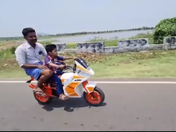 Watch video: KTM வண்டியையே உருவாக்கிய மெக்கானிக்.. மகன் ஆசைப்பட்டதால் இப்படியொரு பரிசுகொடுத்த அப்பா!