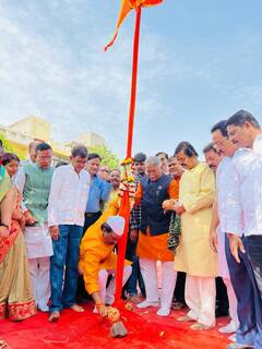 Photo Story: राज-फडणवीसांनंतर उद्धव ठाकरेंची सभा गाजणार; अशी सुरु आहे तयारी...