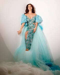 PHOTO: टीव्हीची सुसंस्कृत सून रुबिना करणार बॉलीवूडमध्ये पदार्पण; शेअर केले सुंदर फोटो!