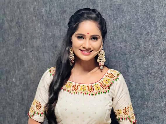 Tejaswini Gowda Photos: రాజహంసలా ఉన్న కోయిలమ్మ Tejaswini Gowda Photos: రాజహంసలా ఉన్న కోయిలమ్మ