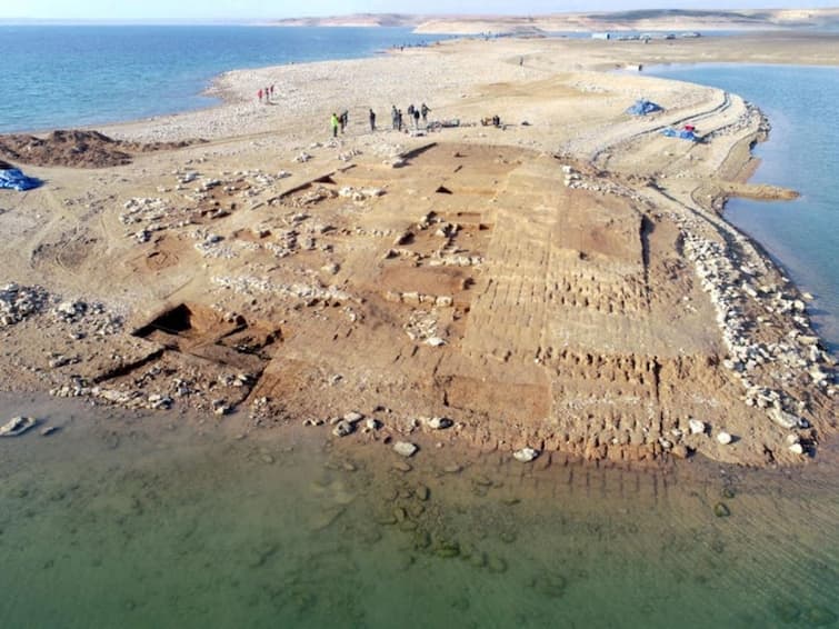 3400 Year Old City Emerges From Mosul Reservoir On Tigris River Archaeologists Study 3,400-Year-Old City Emerges From Mosul Reservoir On Tigris River, Archaeologists Report