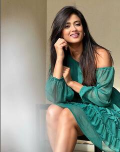 ઓફ શોલ્ડર ડ્રેસમાં શ્વેતા તિવારીનો જોવા મળ્યો એટ્રેક્ટિવ લૂક