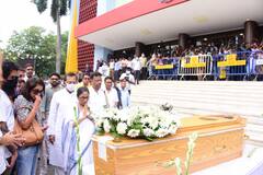 KK Demise: গানে-গান স্যালুটে 'বিদায়' শিল্পীকে