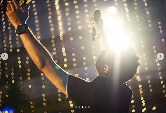 কিন্তু সেখানেই অসুস্থ বোধ করতে থাকেন। দ্রুত তাঁকে নিয়ে যাওয়া হয় বেসরকারি হাসপাতালে নিয়ে যাওয়া হয়। কিন্তু সেখানে নিয়ে যাওয়া হলে চিকিৎসকরা তাঁকে মৃত বলে ঘোষণা করেন।