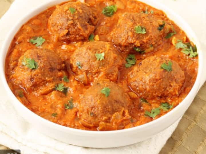 Kitchen Hacks Apricot Curry Vegetarian Apricot  Kofta Curry Recipe Kofta Recipe Kitchen Hacks: डिनर में बनाएं एप्रिकॉट कोफ्ता करी, खाने को बनाएं लज़ीज़