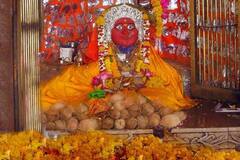 Nirai Mata Mandir: साल में सिर्फ 5 घंटे के लिए खुलता है ये मंदिर, अपने आप प्रज्जवलित होती है ज्योति