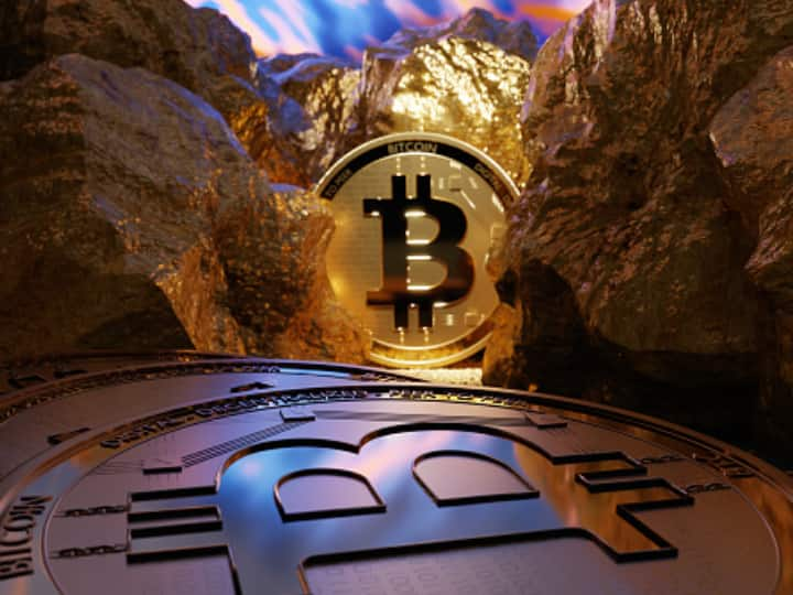 Bitcoin Jumps To One Month High Ether Climbs 45 Percent In July 2022 Cryptocurrency: शेयर बाजार के बाद क्रिप्टो मार्केट में भी जबरदस्त उछाल, बिटकॉइन में आई जोरदार तेजी