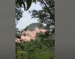 Duvvapalem Land Slide : పెందుర్తి మండలం దువ్వపాలెం క్వారీలో ఘటన | ABP Desam