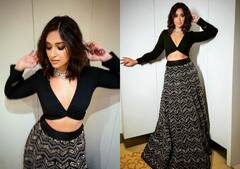 Ileana D'Cruz Photos: ब्लैक लहंगे में कहर ढा रही हैं इलियाना डिक्रूज, दिलकश अदाओं पर फिदा हुए फैंस