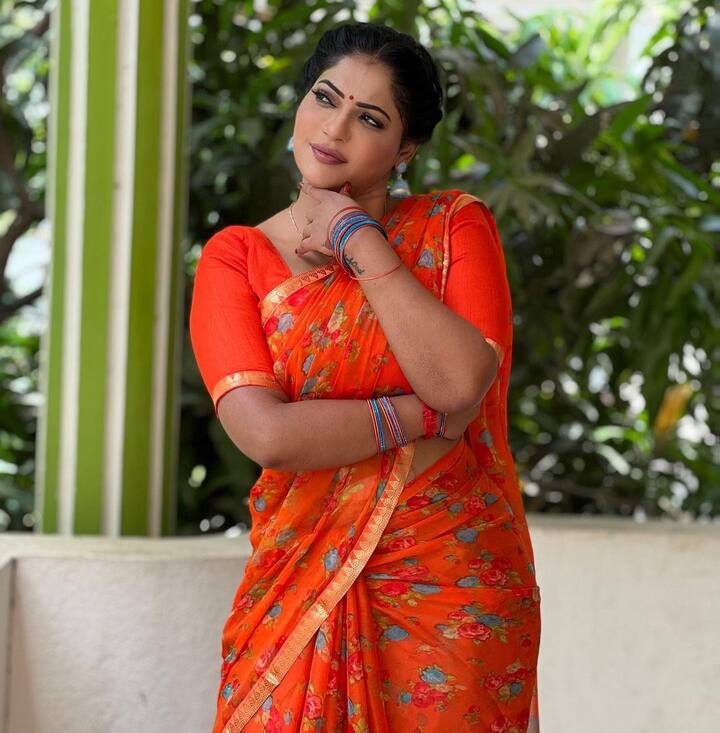 உன்னால நான் தொலைஞ்சேன்...உனக்குள்ள தேடி அலைஞ்சேன்