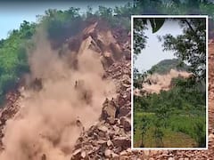 Visakha Mountain Avalanche Video : పెందుర్తిలో ఒక్కసారిగా కూలిపోయిన కొండ, వైసీపీ మైనింగ్ మాఫియా అడ్డగోలు తవ్వకమంటూ వీడియో షేర్ చేసిన లోకేశ్
