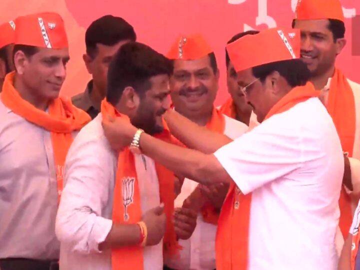 Former Congress Leader Hardik Patel Formally Joins BJP In Gandhinagar Former Congress Leader Hardik Patel Formally Joins BJP In Gandhinagar