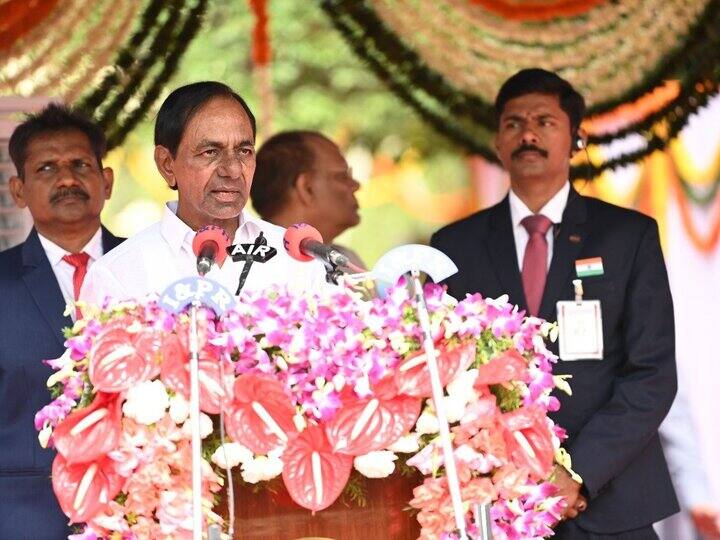 CM K Chandrashekar Rao speaking at Telangana Formation Day celebrations (Image: Twitter/TRS Party)