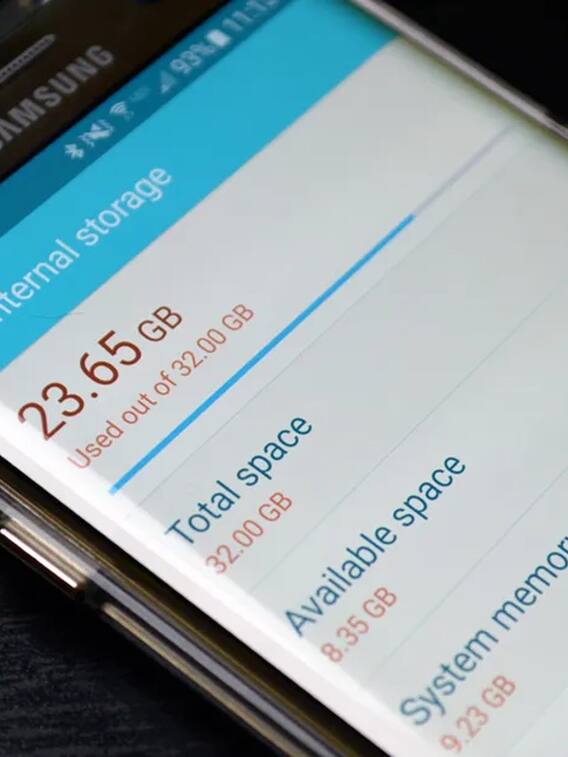 ஆண்ட்ராய்டு மொபைலில் ஸ்டோரேஜ் ஸ்பேஸை ஃப்ரீயாக வைப்பது எப்படி?- சில தகவல்கள் ..!