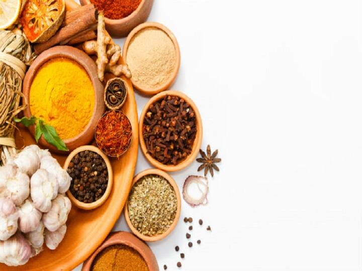 Spices to eat and avoid during summer season Summer Tips: கோடைக்கால சமையலில் இதுக்கெல்லாம் கண்டிப்பா நோ சொல்லுங்க.. இதோ லிஸ்ட்