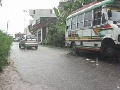 Jammu-Kashmir Weather Forecast: जम्मू में पारा सामान्य से ज्यादा तो कश्मीर में कम हो रहा है दर्ज, आज यहां हो सकती है बारिश