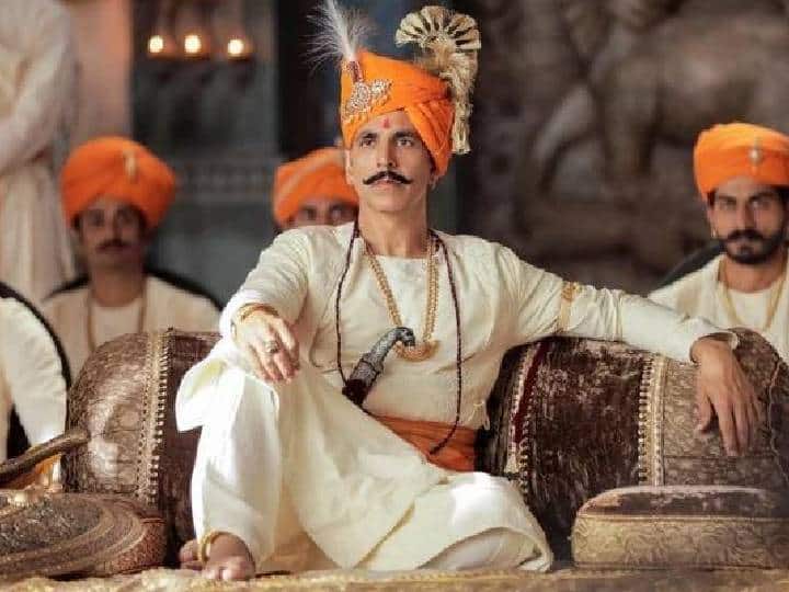 Samrat Prithviraj: कुवैत और ओमान में बैन हुई अक्षय कुमार की 'सम्राट पृथ्वीराज', कतर ने भी फिल्म को रखा होल्ड पर Samrat Prithviraj has been banned in Kuwait and Oman while Qatar has also put in hold Samrat Prithviraj: कुवैत और ओमान में बैन हुई अक्षय कुमार की 'सम्राट पृथ्वीराज', कतर ने भी फिल्म को रखा होल्ड पर