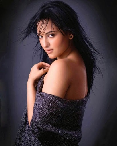 Sonakshi Sinha Birthday: बचपन से लेकर अब तक कितना बदल गया है सोनाक्षी सिन्हा का लुक, यहां जानिए उनसे जुड़ी अहम बातें