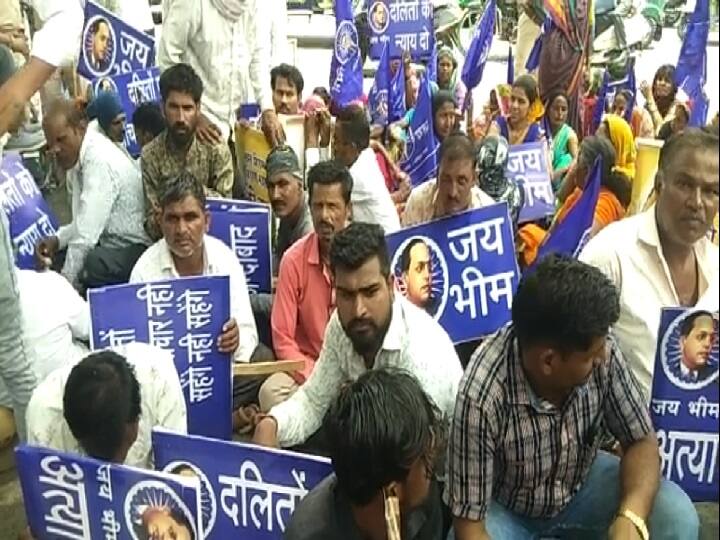 Indore Dabangs attacked Dalit families society spoke of boycotting Panchayat elections ann Indore: दबंगों ने दलित परिवारों पर किया हमला, समाज ने ग्राम पंचायत चुनाव का बहिष्कार करने की कही बात