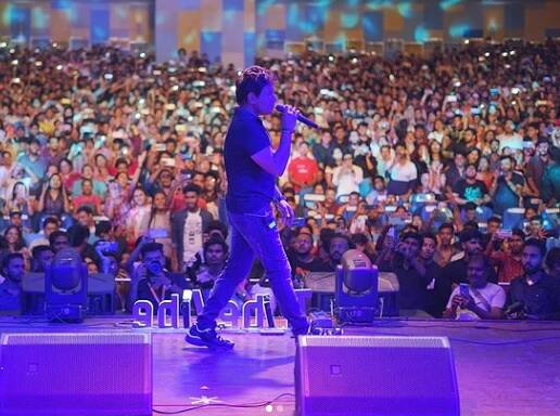 সেখানে পোস্ট করা হয়েছে কোন সময়ে অনুরাগীরা অন্তিম দর্শন করতে পারবেন কে কে-র। কোন সময়ই বা শেষযাত্রা সম্পন্ন হবে তাঁর।