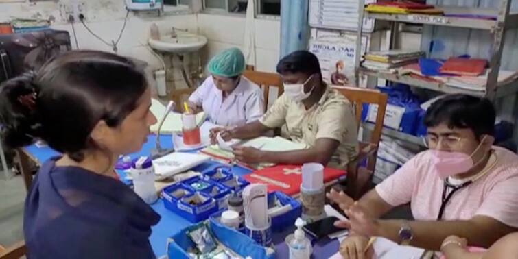 Malda harischandrapur women has been given dog bite injection inspite of tetanus Malda News: টিটেনাসের বদলে মহিলাকে ভুল করে কুকুরে কামড়ানোর ইঞ্জেকশন, চিকিত্সককে ঘিরে বিক্ষোভ