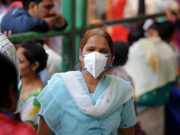 delhi high court orders to strict action against airports passengers who do not wear masks કોરોના વધતા કોર્ટ એક્શનમાં, ક્યાં માસ્ક નહીં પહેરવા પર કડક કાર્યવાહીનો આપ્યો આદેશ, જાણો