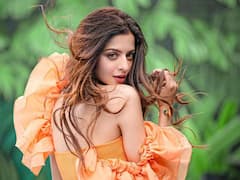 Vedika Photos: మరింత నాజూగ్గా తయారైన వేదిక