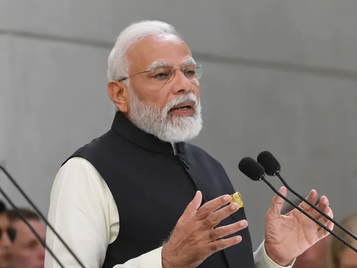 PM Narendra Modi To Lay Foundation Stone Of 1,406 Projects Worth Over Rs 80,000 Crore In Uttar Pradesh | PM Narendra Modi: पीएम मोदी कल करेंगे यूपी का दौरा, 80,000 करोड़ से