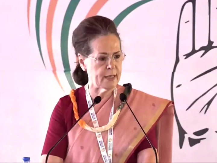 Congress President Sonia Gandhi Tests Covid-19 Positive, PM Modi Wishes Speedy Recovery