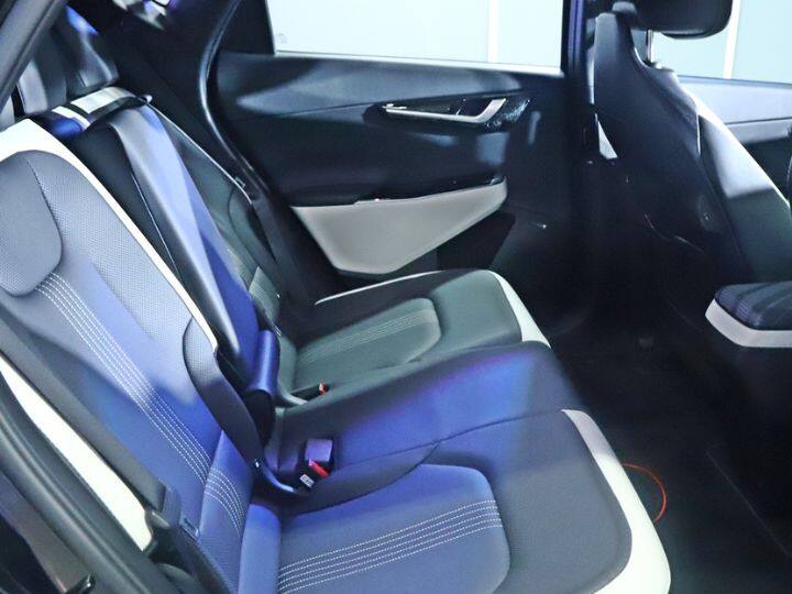 Being fully imported into India, the EV6 comes equipped with all kinds of features and technology including a twin 12.3-inch displays, heads-up display with augmented reality, ADAS features, eight airbags, sunroof, cooled and ventilated front seats with relaxing function, 14-speaker audio system and connected car technology.
