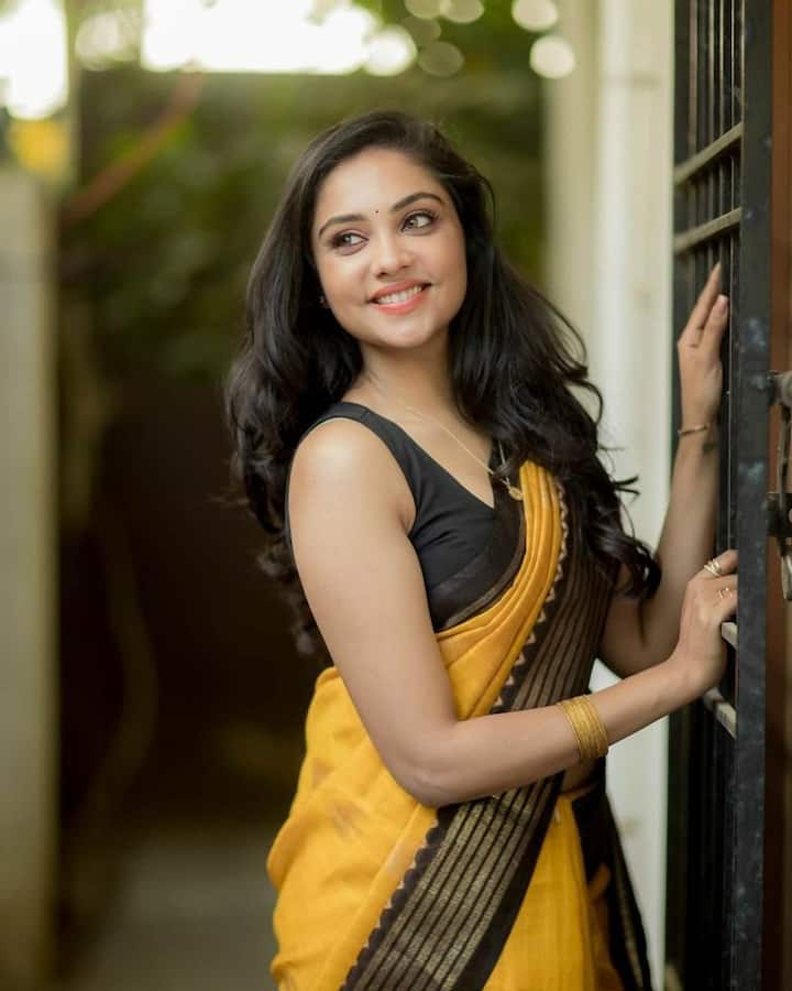 பார்க்காதே ஓ என்றாலும் ஓ கேட்காதே ஓ ஹோ ஓ