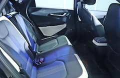 Kia EV6 Photos: అందరికీ అందని కియా కారు - స్టైలిష్ లుక్, సూపర్ ఫీచర్లు - ఈవీ6 ఎలా ఉందో చూశారా?