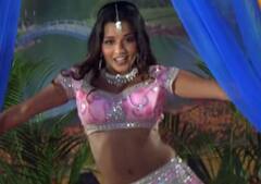 Bhojpuri Song: मदहोश कर देती हैं Monalisa की हसीन अदाएं, एक्ट्रेस की एक झलक देख फैंस हुए मस्ताने