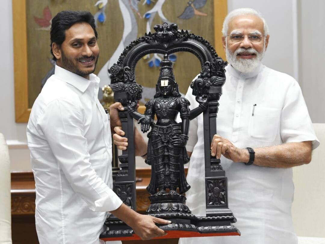 government has announced that CM Jagan will discuss the issue with Prime Minister Modi. Jagan Modi Meet Highlights :  ప్రధాని మోదీతో సీఎం జగన్ చర్చించిన అంశాలు ఇవే