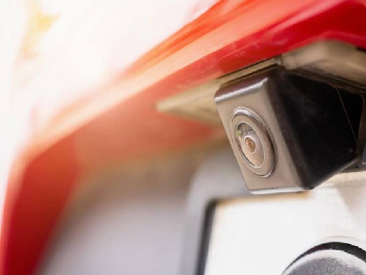 Spy Camera Follow these easy tips to find Spy Camera in Hotel hostel room Spy Camera: कमरे या बाथरूम में लगे स्पाई कैमरे का इस तरह लगाएं पता, जानें इसका आसान तरीका