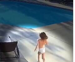 Watch: स्विमिंग पूल में कूद गया मासूम, तो फरिश्ता बना ये शख्स, फिर जो हुआ...