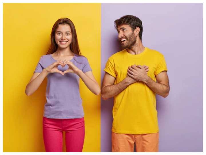 कई ऐसे रिश्ते होते हैं जिन्हें आप चाह कर भी समझ नहीं पाते. जी हां, वह रिश्ता है दोस्त से ज्यादा और गर्लफ्रेंड से कम का यानी की हाफ गर्लफ्रेंड का. आज हम आपकी कुछ टिप्स के जरए यह मदद करेंगे कि आप सामने वाले को आंक सकते हैं कि वह आपके लिए क्या है.